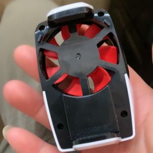 DY56 radiateur de téléphone portable refroidisseur de jeu universel à refroidissement rapide et <span class=keywords><strong>accessoire</strong></span> de <span class=keywords><strong>diffusion</strong></span> en direct ventes <span class=keywords><strong>d</strong></span>'<span class=keywords><strong>usine</strong></span> directes - Product Image 4