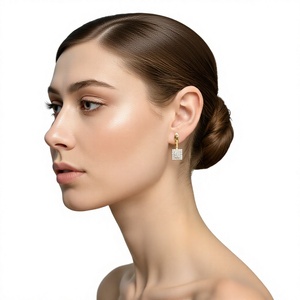 Boucles d'oreilles en forme carrée, style cluster, géométriques, pendantes, effet diamant rond taille princesse, plaqué or 18K 14K, bijoux fins - Product Image 2