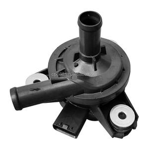 G9040-33030 #   Pompe à eau brillante de haute qualité 2013-2016 pour Toyta - Product Image 2