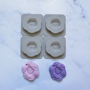 Ciondolo fiore stampo in Silicone rosa candela Aroma cera di soia gesso sapone auto regali appesi cottura torta Decor abbigliamento fragranza - Product Image 2
