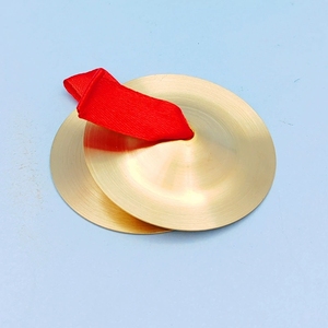 Címbalos de mano de latón de varios tamaños al por mayor, címbalos de cobre de percusión tradicional china para clases de música escolares y presentaciones. - Product Image 2