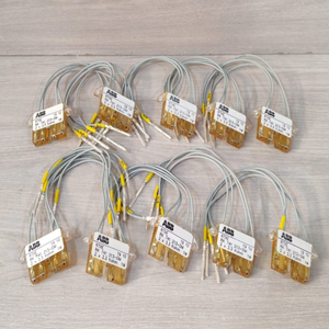 Nouveau Lot de 10 PLC RTXE 19 741 213-DM <span class=keywords><strong>2</strong></span> x 3,3 kΩ 1W sans contrôleur de programmation PLC - Product Image 1