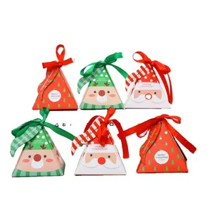 삼각형 크리스마스 사탕 치료 상자 크리스마스 견과류 말린 과일 선물 상자 포장 리본 및 Tags