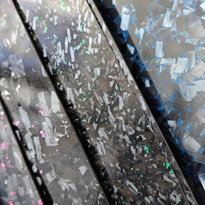 Yüksek Kaliteli Dövme Karbon <span class=keywords><strong>Fiber</strong></span> Levha Özelleştirilebilir Fabrika Tasarımı Renkli Karbon Levhalar - Product Image 1