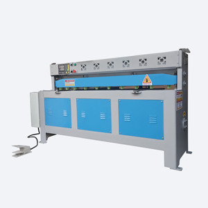 Yüksek Hassasiyetli Tam Otomatik 1.5kw PLC Kontrollü Motorlu E21S Kontrolörlü 1.5mm 1300mm Elektrikli Metal Kesme Makinesi - Product Image 5