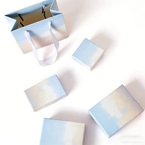 Caja de Embalaje para Joyería con Bolsa de Regalo - Laminación Mate Ecológica y Reutilizable y Forro de Esponja para Joyería y Pendientes - Product Image 5