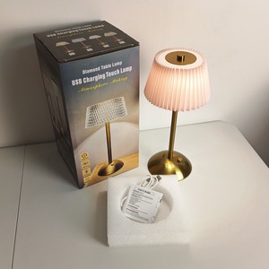 Lampe de bureau en forme de U avec strass, lampe LED demi-lune pour manucure, cils et tatouage, outil de salon de beauté, vente en gros - Product Image 1