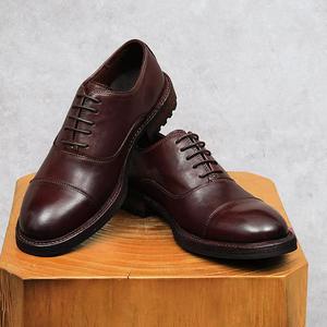 Chaussures habillées pour hommes de haute qualité à lacets avec semelle en caoutchouc souple durable et confortable, chaussures pour hommes faites à la main, nouveau style - Product Image 4