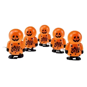 4 buah mainan pesta Halloween pria labu tahan lama penggerak jam mainan pesta Halloween hadiah untuk anak labu