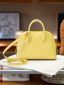 Sac à bandoulière en cuir pour femme, de haute qualité, durable, personnalisable, avec fermeture étanche - Product Image 5