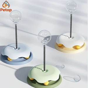 Petop Factory Juguete para Gatos: Bola Dispensadora de Comida Lenta con Resorte, Limpieza Dental, Duradero y Giratorio para Premios - Product Image 1