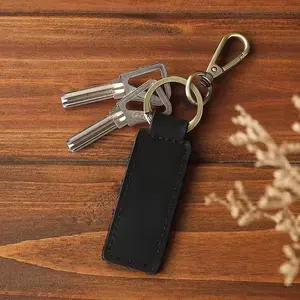 Promosyon hediye deri anahtar etiketi siyah anahtarlık yüzük hakiki deri anahtarlık anahtarlık özel kabartmalı logo pu deri anahtarlık