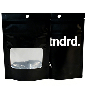 Bolsas de Mylar Negras Mate Impresas Personalizadas, Bolsa de Aluminio con Cierre Hermético y Ventana Transparente para Alimentos - Product Image 1