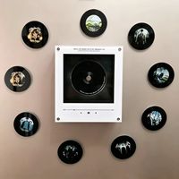 Imán de nevera musical con inducción NFC de BTS al por mayor, luz nocturna magnética de acrílico giratoria y luminosa recargable, personalizada para fans de Kpop