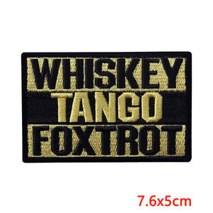 Parche Táctico de Silicona 3D de PVC con Diseño de Chica Comiendo Pollo para Juegos - Product Image 5