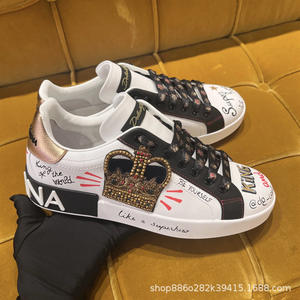 <span class=keywords><strong>Scarpe</strong></span> firmate di lusso Stock <span class=keywords><strong>X</strong></span> <span class=keywords><strong>scarpe</strong></span> sportive alla moda da <span class=keywords><strong>uomo</strong></span> in vera pelle <span class=keywords><strong>scarpe</strong></span> da passeggio Casual Graffiti da donna di alta qualità - Product Image 5