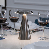 Lampe de table sans fil en acier inoxydable pour maison intelligente d'intérieur pour restaurant et bar