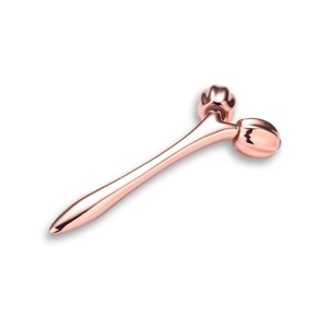 High Quality <b>Engraved</b> Laser Logo Double Chin V Effect 3D Beauty <b>Tool</b> - Product Image 2
