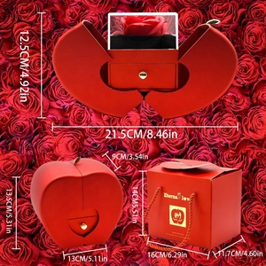 Cofanetto Regalo per <span class=keywords><strong>San</strong></span> <span class=keywords><strong>Valentino</strong></span> con Rose di Sapone a Forma di Mela Portagioie con <span class=keywords><strong>Collana</strong></span> Ti Amo in 100 Lingue per la Festa della Mamma - Product Image 4