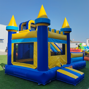 Grand combo gonflable commercial avec une tour de glisse, conçu pour une utilisation prolongée par les clubs sportifs et les locations de loisirs. - Product Image 1
