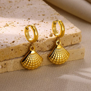 YWXS Fashion18k Pendentif en acier inoxydable en forme d'éventail, série Océan, été, plage, boucles d'oreilles gratuites pour femmes, vente en gros - Product Image 2