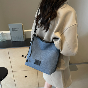 Versatile women's bag, <b>small</b> tote <b>bucket</b> bag, fashionable women's shoulder crossbody bag - Product Image 6