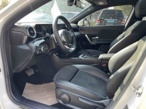 <span class=keywords><strong>Mercedes</strong></span> Benz Clase A 2020 A <span class=keywords><strong>180</strong></span> L Sport Sedán de <span class=keywords><strong>Segunda</strong></span> <span class=keywords><strong>Mano</strong></span>, China 6 - Product Image 3