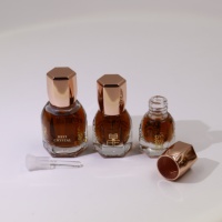 Fabricant de gros Oud-bouteilles Design de luxe personnalisé couleur hexagonale 3ml 6ml 12 ml Attar bouteille pour hommes parfum