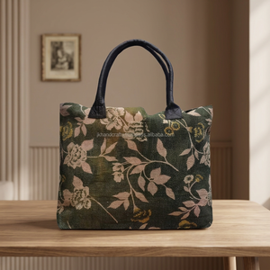 กระเป๋าถือ Kantha พิมพ์ลายส่าหรีวินเทจ - Product Image 3