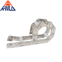 Chaîne porte-câbles métallique de type TL, pont de protection fermé pour tuyaux et câbles, personnalisé pour les grandes machines industrielles
