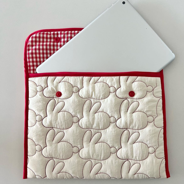 Wholesale Factory Custom Portable Soft Cotton Quilted Laptop Sleeve Bag Tablet Sleeves Pouch for iPad  Macbook 11 Inch 13inch