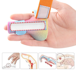 Tutore per Dita in Plastica con Striscia di Supporto Fissante, Manicotto Regolabile con Chiusura a Strappo (Velcro) e Fibbia Autoadesiva, Modello 025, Per Tutte le Stagioni, Disponibile all'Ingrosso - Product Image 2