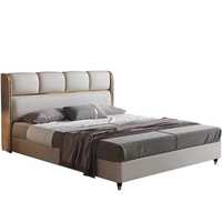 Lit double moelleux de luxe moderne et épuré, style nordique, sur mesure, pour chambre principale de grande villa, par Bag