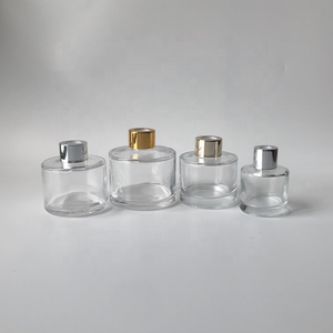 Bouteille diffuseur d'arôme en verre avec couvercle en bois, cylindre à fond épais de 7 ml - Product Image 4