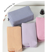 Sac de maquillage à rayures pour femmes et filles, cadeau de Noël, demoiselle d'honneur, sac de rangement cosmétique à fermeture éclair, trousse de maquillage mignonne, organisateur