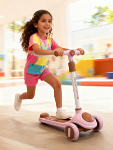 Nuovo Modello di Monopattino Pieghevole Leggero per Bambini con Musica Bluetooth, per Età 3-12 Anni - Product Image 3