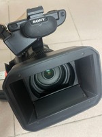 Kamera Video Sony PMW-Z7C Bekas dengan Zoom Optik 14x dan Resolusi Full HD