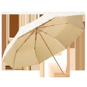 Parasol de soleil pliant à trois volets en tissu, avec crochet doré, manivelle à impact en alliage, motif floral, style moderne et minimaliste, idéal pour cadeaux d'affaires - Product Image 4