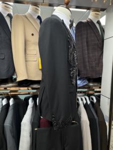 सुंदर पुरुषों की शादी सूट <span class=keywords><strong>3</strong></span> टुकड़ा सेट फिट Jacquard ब्लैक टुक्सेडो जैकेट जैकेट बनियान पैंट - Product Image 5