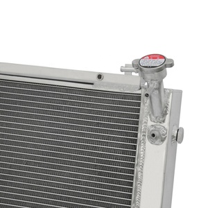 Radiador de Aluminio para Automóvil con <span class=keywords><strong>Tapa</strong></span> para Nissan Patrol Y60 GQ 4.2L TB42 TB42E Gasolina MT 1988-1997 - Product Image 6