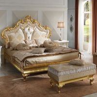 Ensemble de lit en bois de hêtre sculpté avec feuille d'or de luxe, meubles de chambre classiques en bois massif