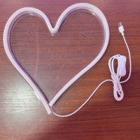 Plaques au néon en acrylique alimentées par USB en forme de coeur LED enseigne au néon romantique lampe murale suspendue pour la décoration de mariage d'événement