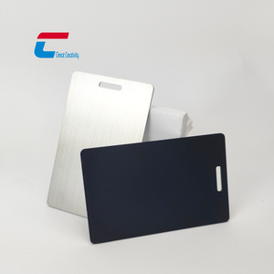 Étiquettes de bagages en acier inoxydable étanches NFC RFID de qualité supérieure pour les voyages, les compagnies aériennes, les avions et les cartes d'identité - Product Image 2