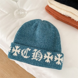 Nuevo Gorro de Punto Cálido de Invierno con Diseño de Letras, Patrón Jacquard, Gorros de Lana para Mujer, Gorro Casual Holgado para Hombre con Cabeza Grande - Product Image 6