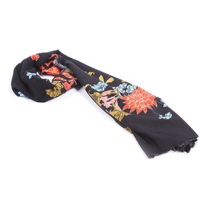 De moda de estilo Bali tejido rayón Challie Challis tela con gran patrón de impresión floral - Product Image 5