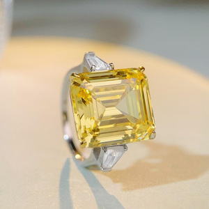 Anello Solitario Trendy in Argento Sterling 925 con Zirconia Cubica da 28 Carati, Colori Vari, per Matrimonio e Uso Quotidiano Femminile - Product Image 3