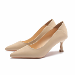 Chaussures habillées chic et confortables à talon épais pour femme, idéales pour le bureau, les affaires et les soirées - Product Image 1