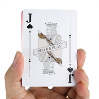 Étui à cigarettes en papier entièrement personnalisable et jeu de cartes en PVC avec des designs personnalisés pour un usage familial, emballage personnalisé inclus