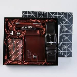 Set regalo Business <span class=keywords><strong>per</strong></span> <span class=keywords><strong>uomo</strong></span> alla moda cintura in pelle + portafoglio + orologio + regalo <span class=keywords><strong>per</strong></span> fidanzato su Qixi Festival orologio da <span class=keywords><strong>uomo</strong></span> - Product Image 2