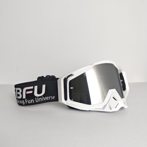 Masque de motocross personnalisé pour moto tout-terrain, protection UV, anti-poussière, léger, verres interchangeables, <span class=keywords><strong>cadre</strong></span> en PC pour l'extérieur - Product Image 4
